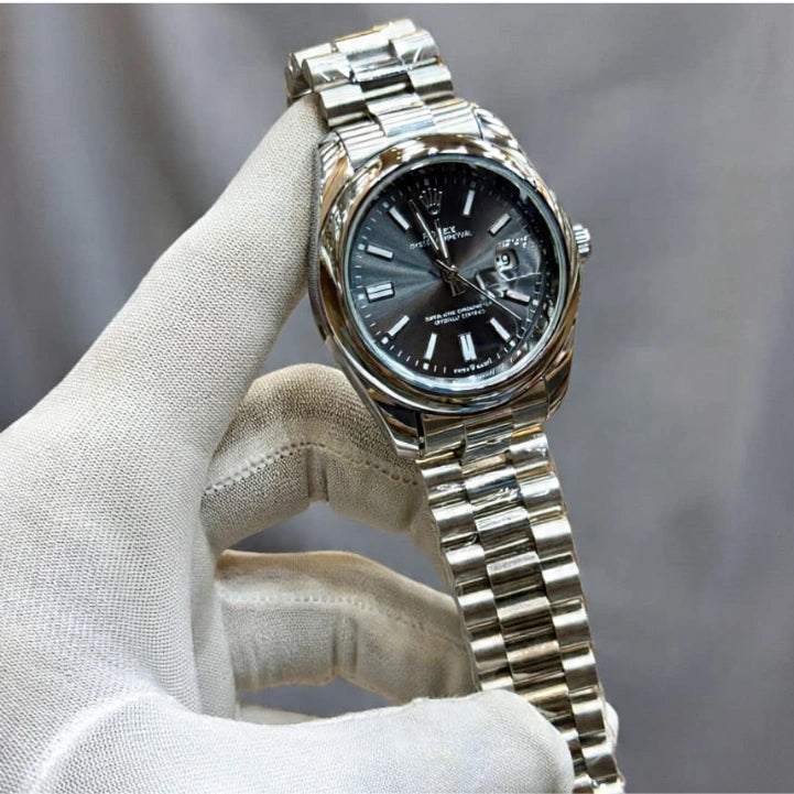 Rolex Brand Oyster Watch With Stainless Steel Chain